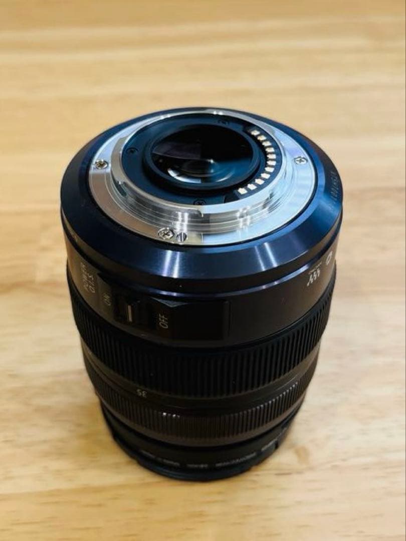 LUMIX G 12-35mm ズームレンズ
