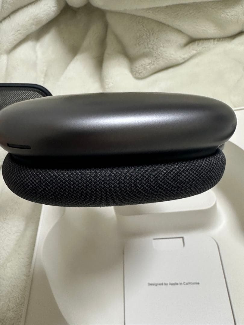 airpods max スペースグレー【ライトニングタイプ】