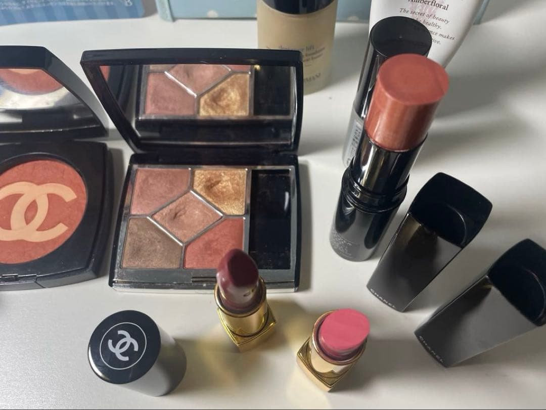 CHANEL、DIORデパコス等まとめ売り