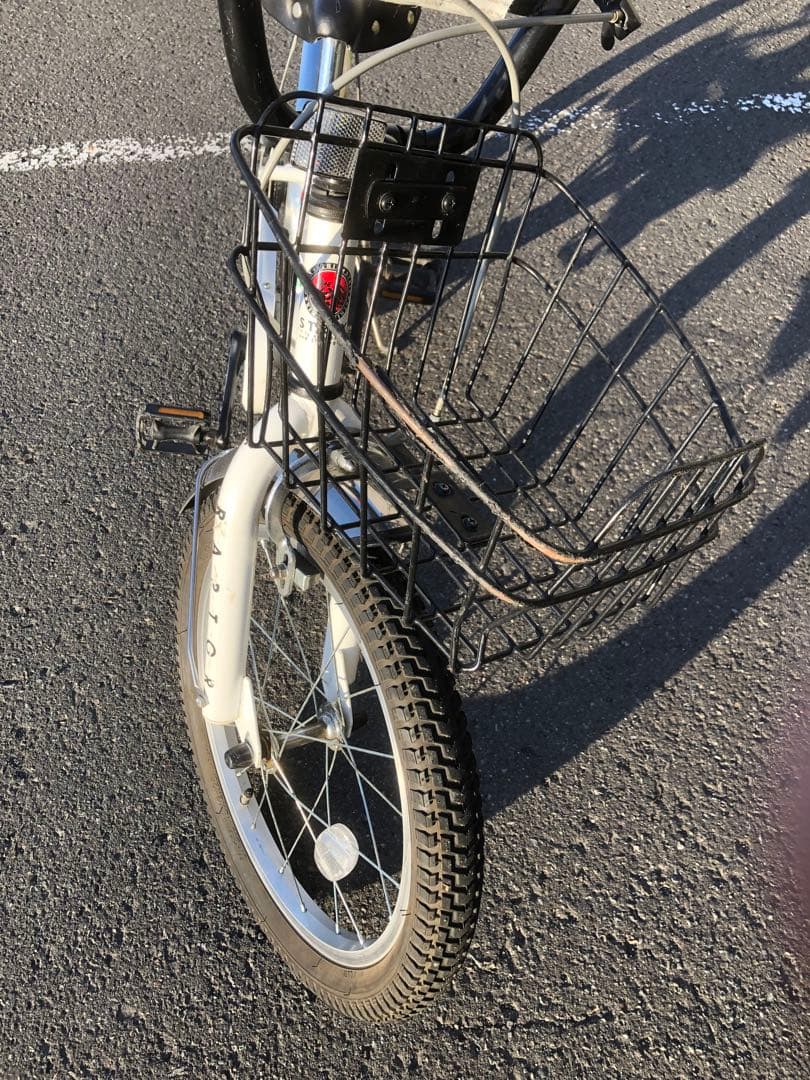 札幌　１８インチ　子供用自転車　補助輪付き