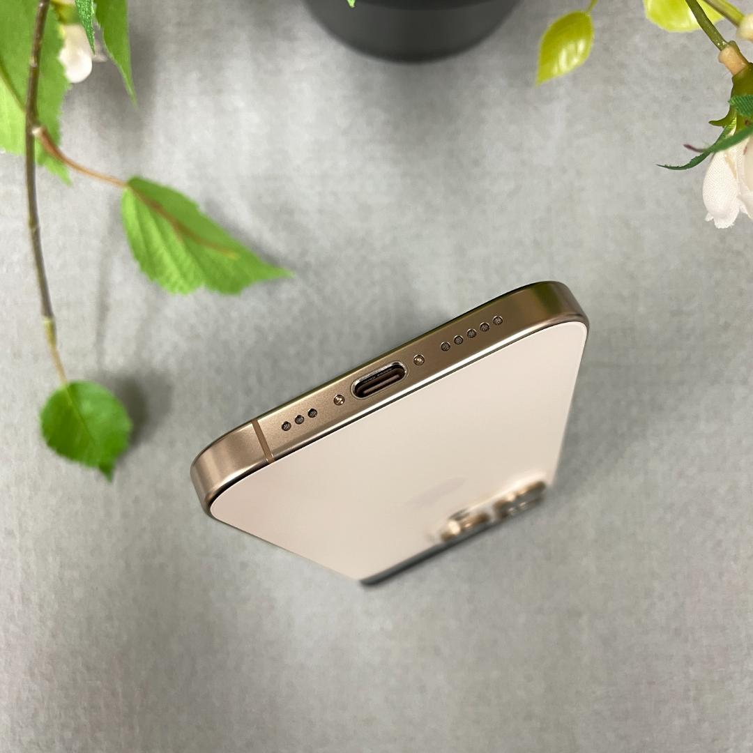 新品同様 iPhone16Pro 256GB デザート 国内版 SIMフリー