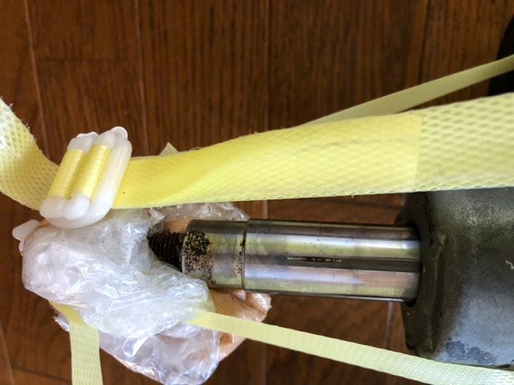 KONI フロント ショックアブソーバー