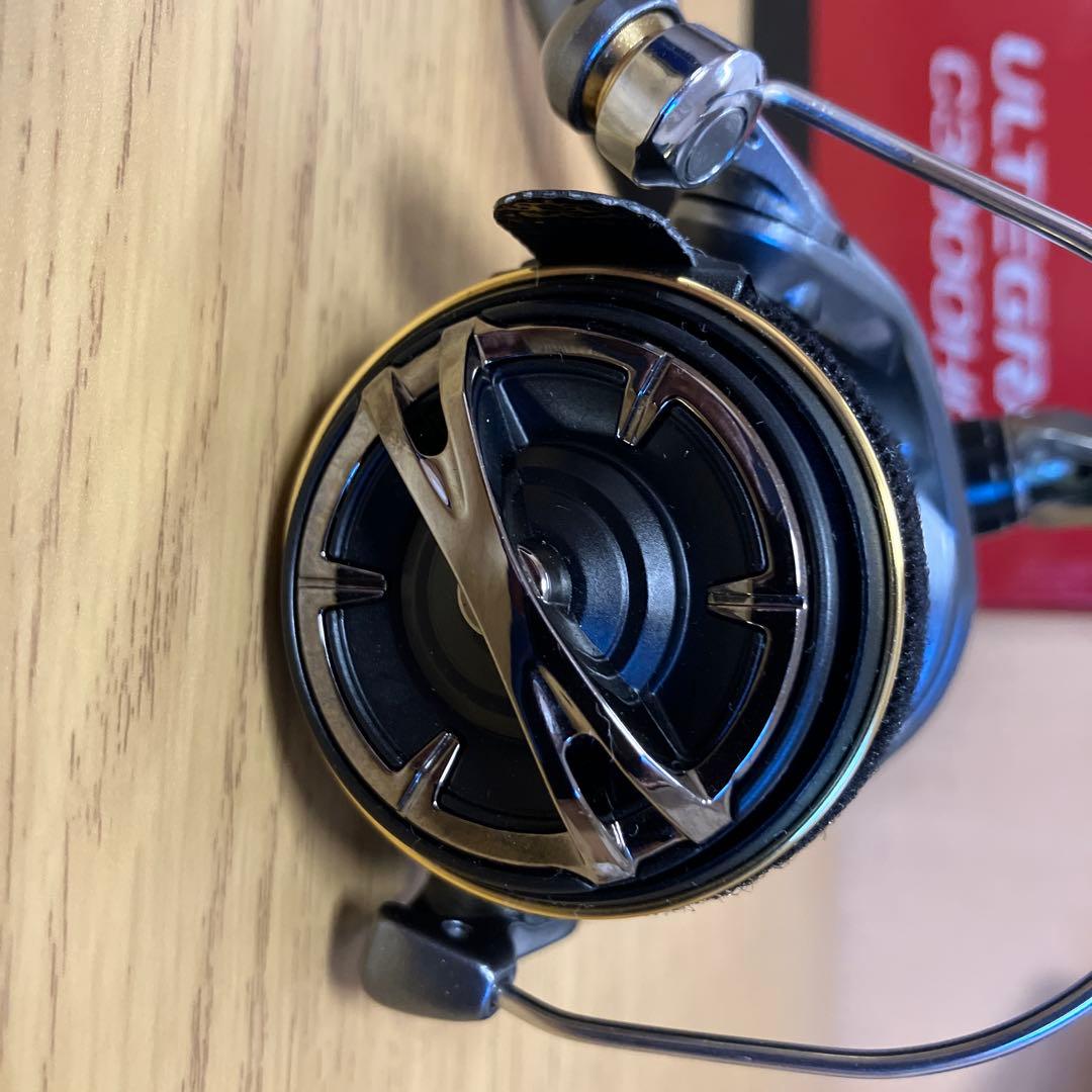 SHIMANO ULTEGRA C3000HG リール
