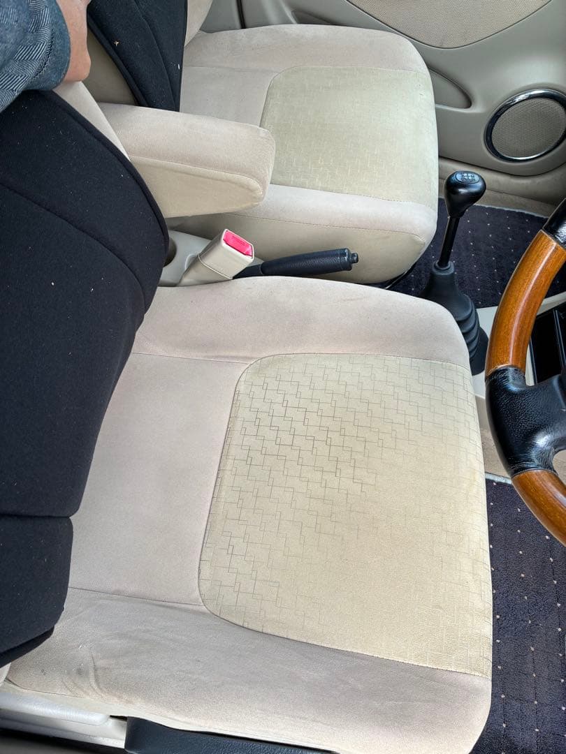 ミラ　アヴィ　マニュアル　4WD 車検付き