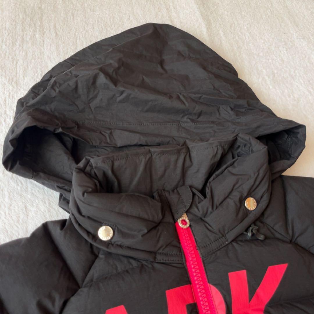 極美品　マークアンドロナ ダウンジャケット ブラック　ピンク　黒　ビッグロゴ