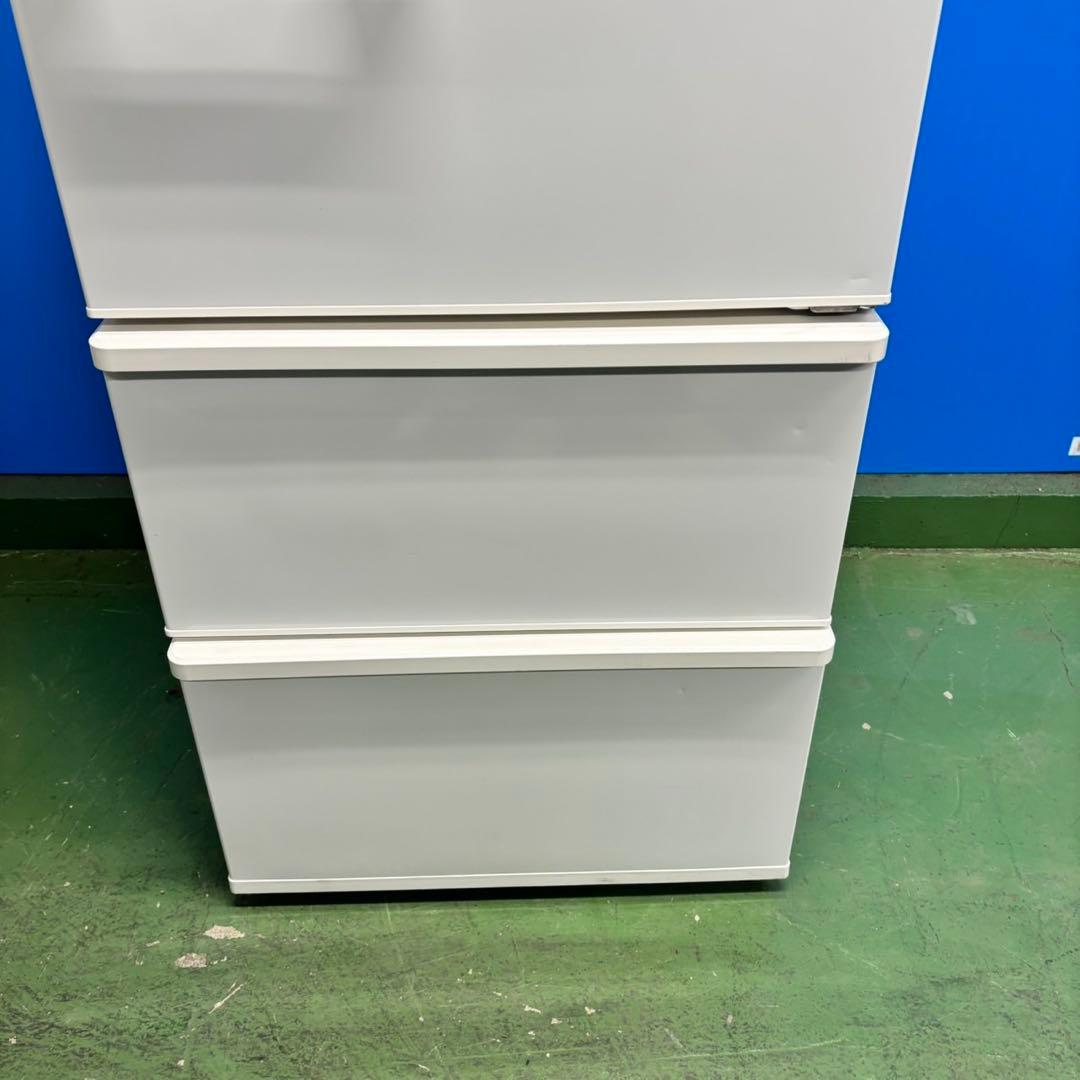 566 おすすめ！　家庭用・一人暮らし　冷蔵庫　大型　200L〜300L 極美品