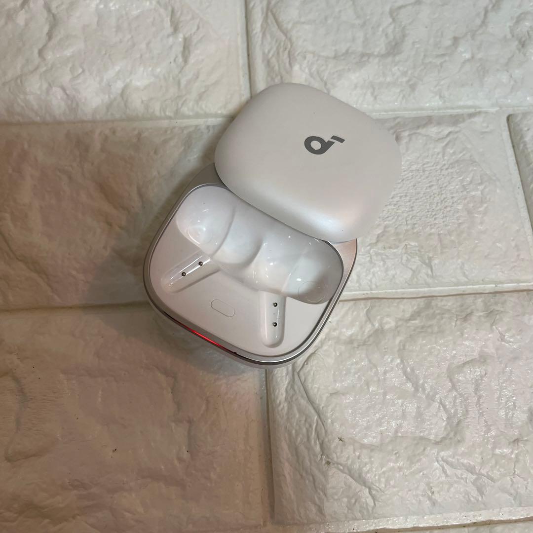 【美品】SoundCore Liberty 5 バッテリー単品 ホワイト　白