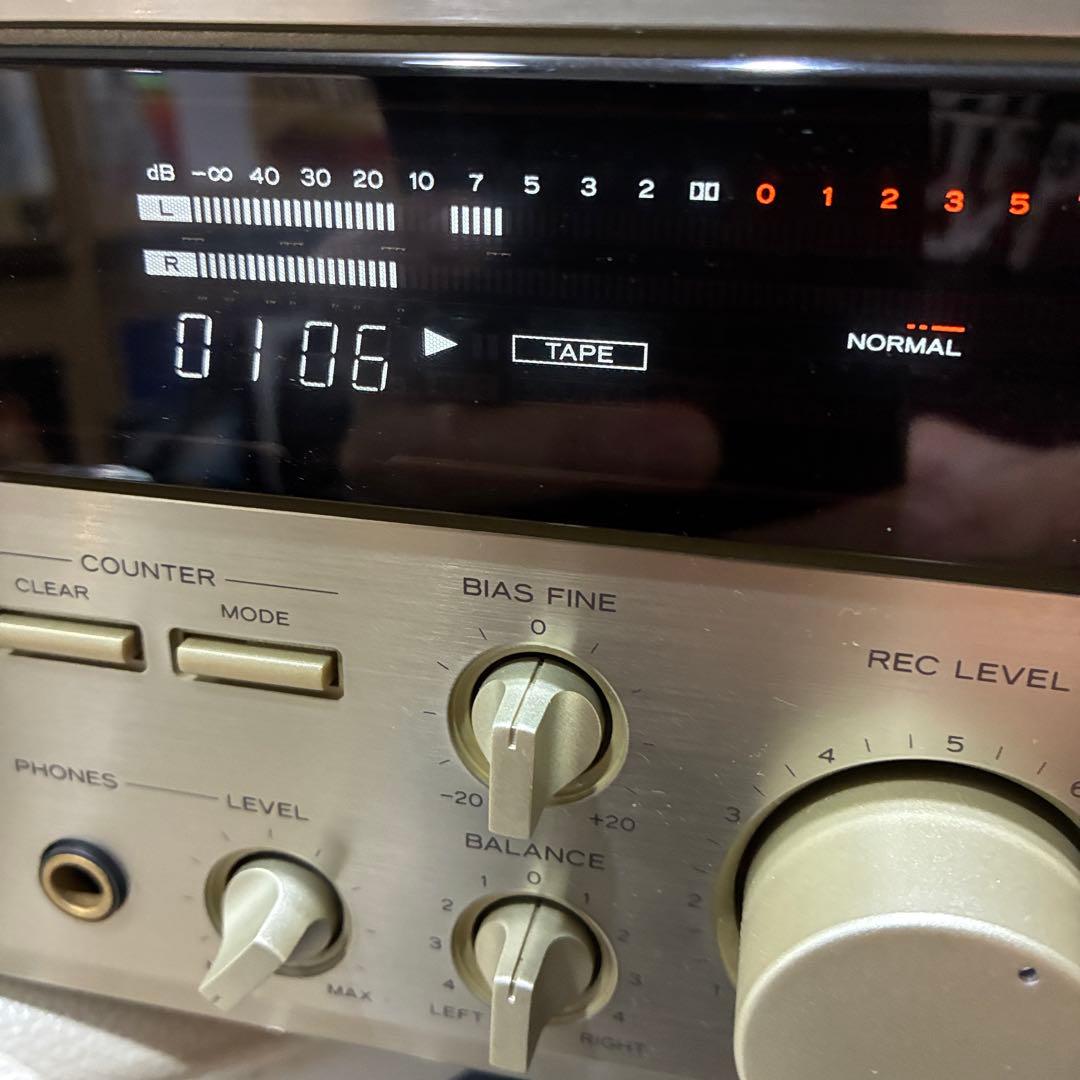 teac ステレオカセットデッキ　V-1050 3ヘッド希少です