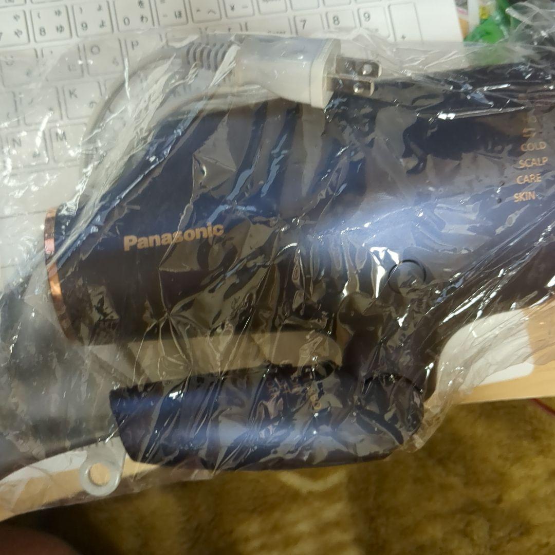 Panasonic ヘアドライヤー ナノケア 21年製 EH-CNA0E-A