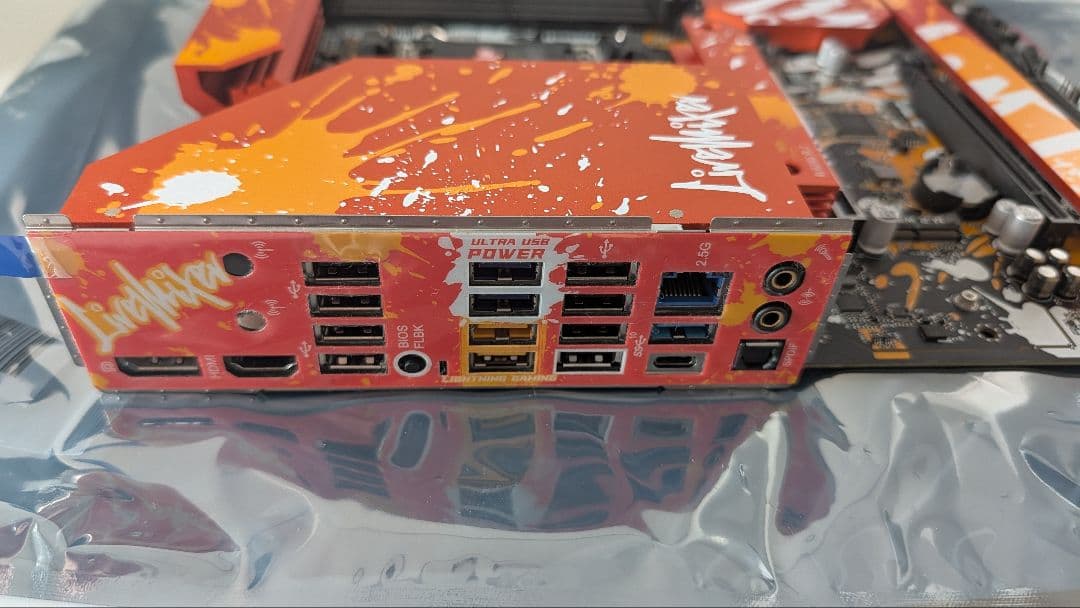 ASRock B650 LiveMixer マザーボード