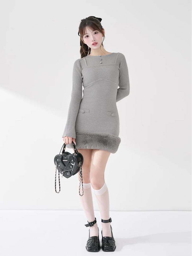 darich ビジューケープニットミニワンピース