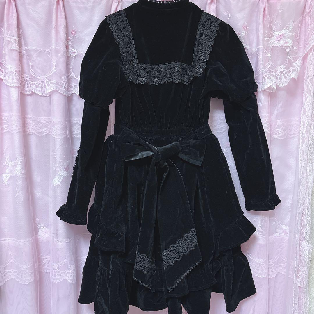 axes femme kawaii ベルベットドールワンピース 黒 ロリータ