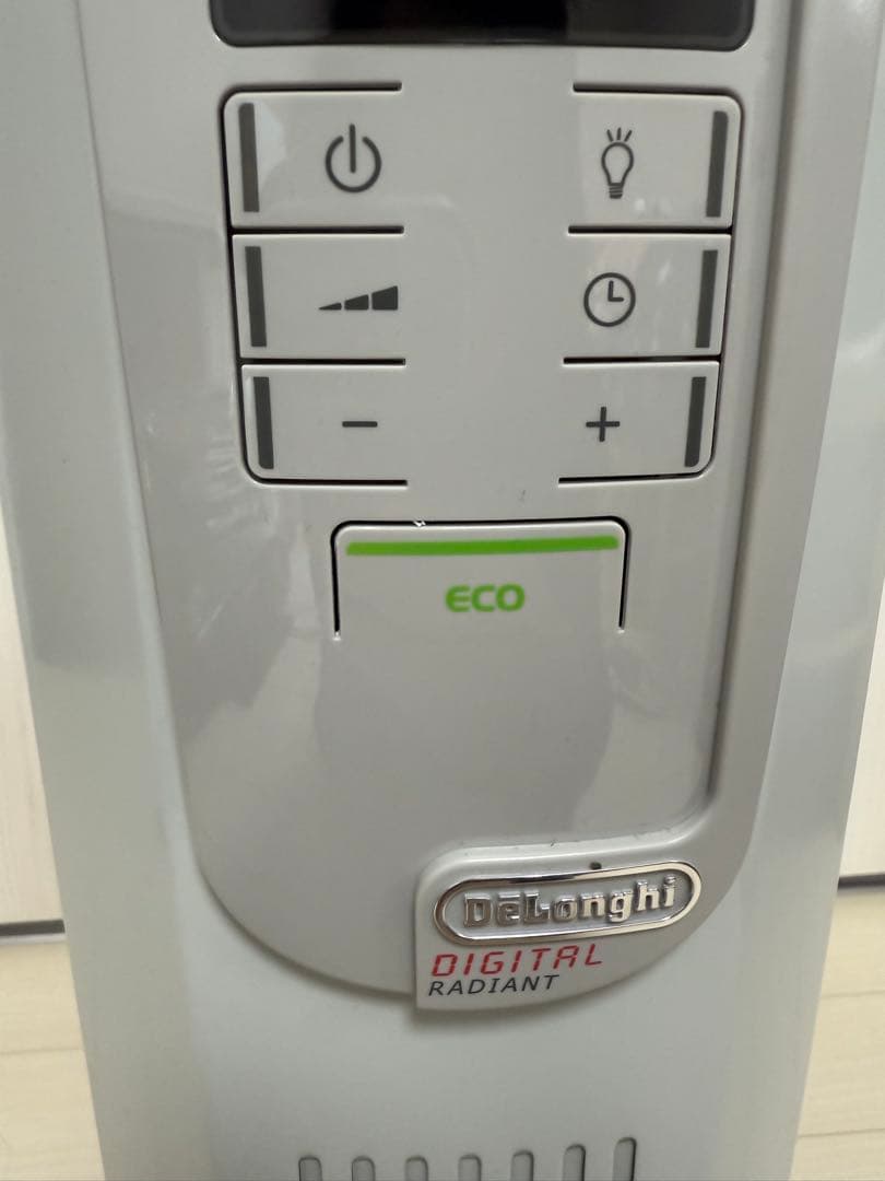 【美品】DeLonghi デロンギ オイルヒーターKHD410812-GC