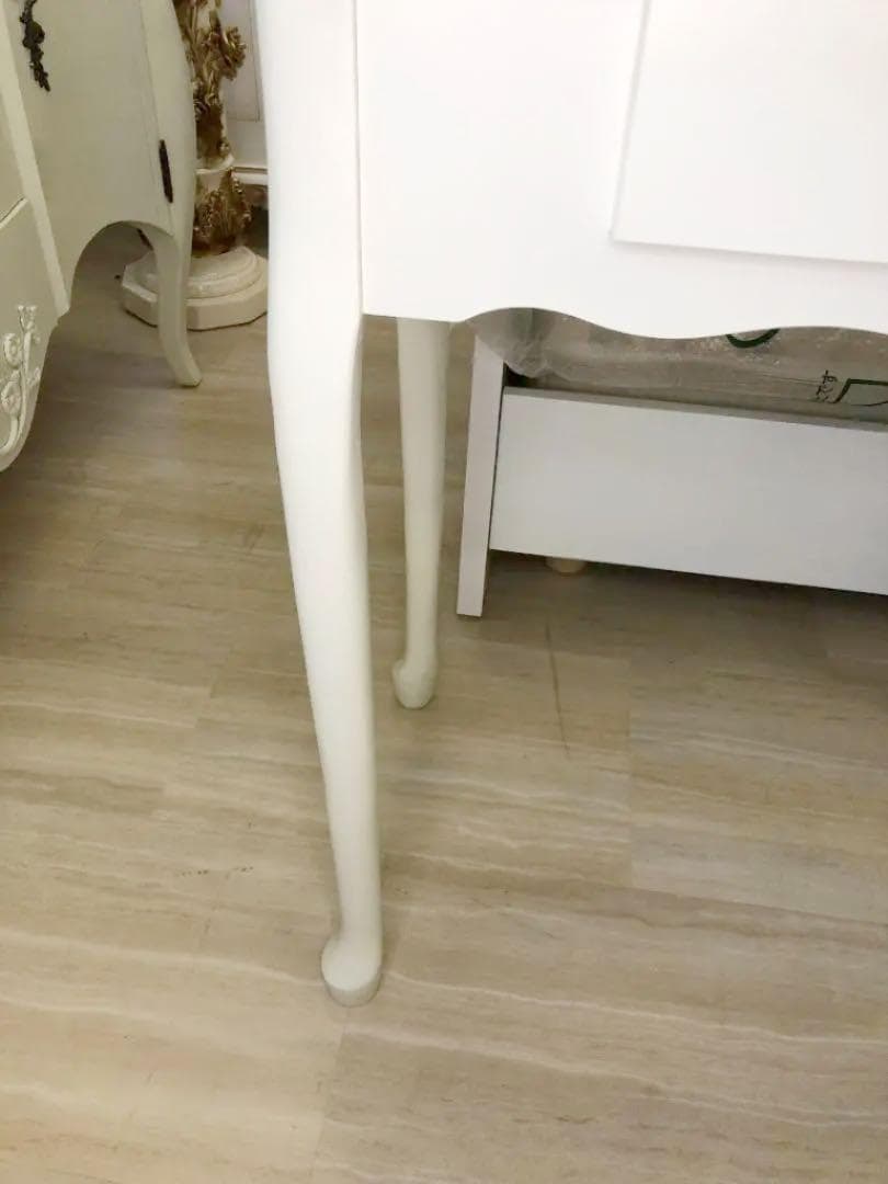 ドレッサー　スツール付き　ホワイト　アンティーク　ロココ　猫脚　輸入インテリア