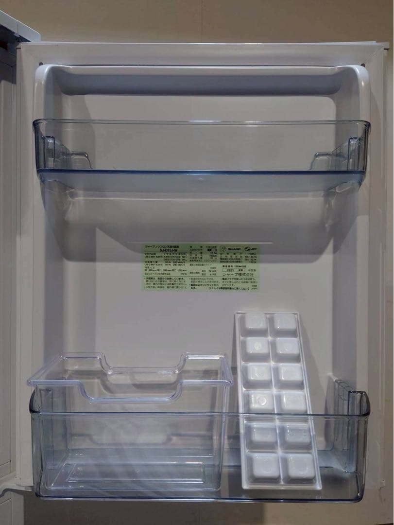 東京都23区(送料込)美品SHARP 2ドア冷蔵庫 23年製 (TPH4872)