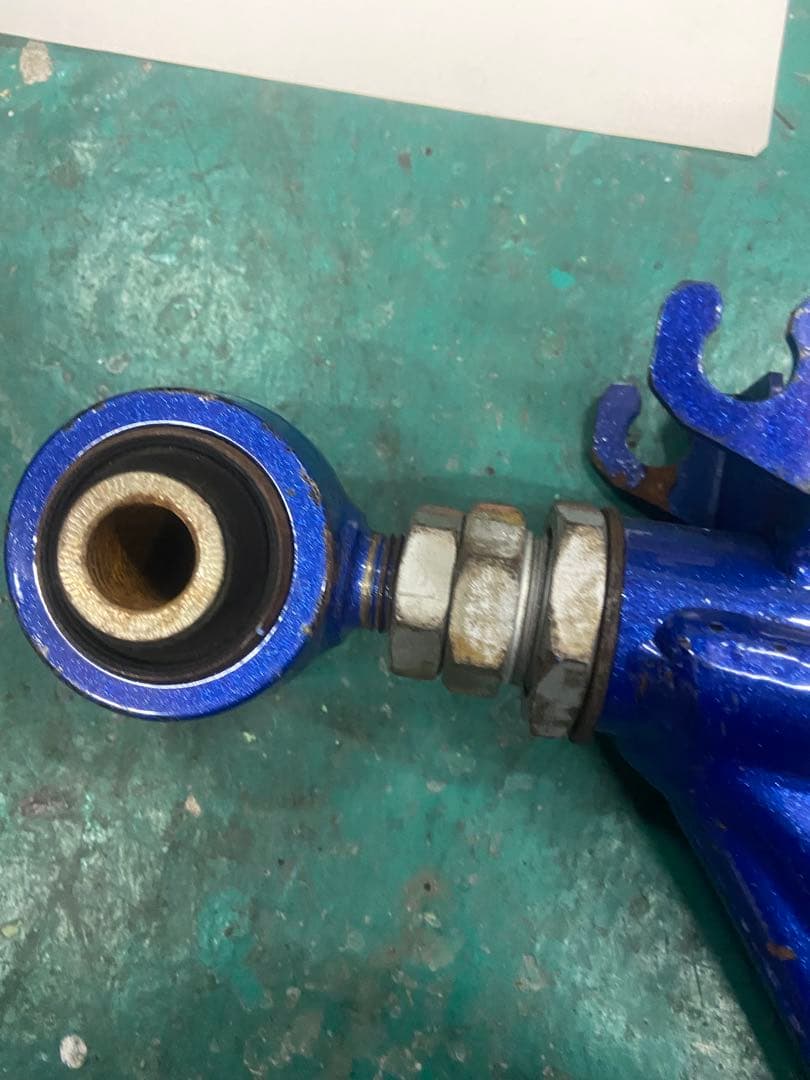 ゴルフ5 MEGAN RACING アーム＆Skidracingロッドセット中古