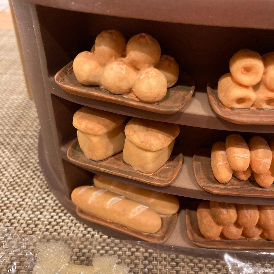 魔女の宅急便　キキとパン屋プランター ジジピック付き