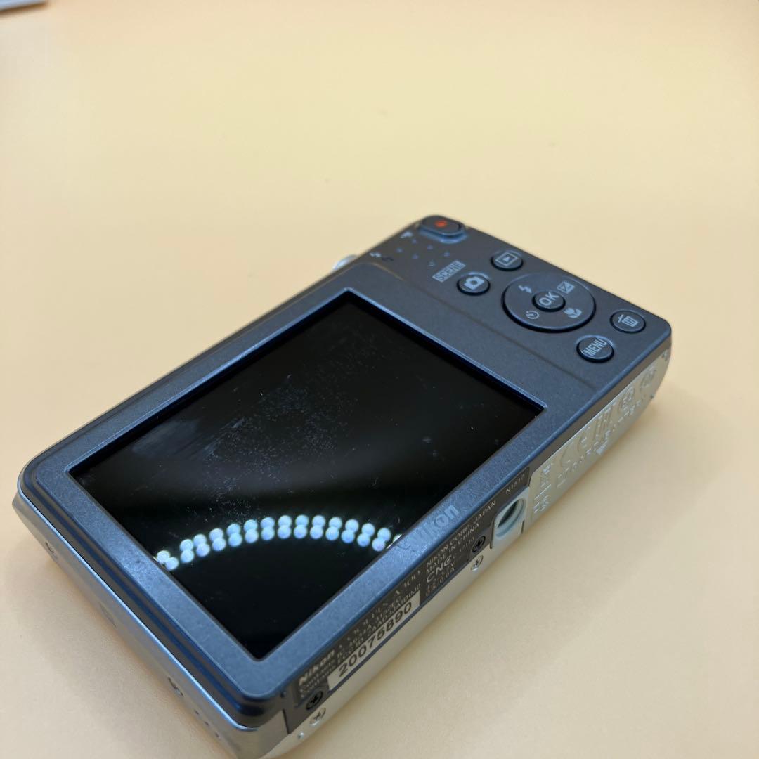 Nikon COOLPIX A300 デジカメ 1896