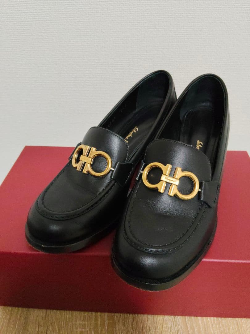 Ferragamo ヒールローファー ローファーパンプス