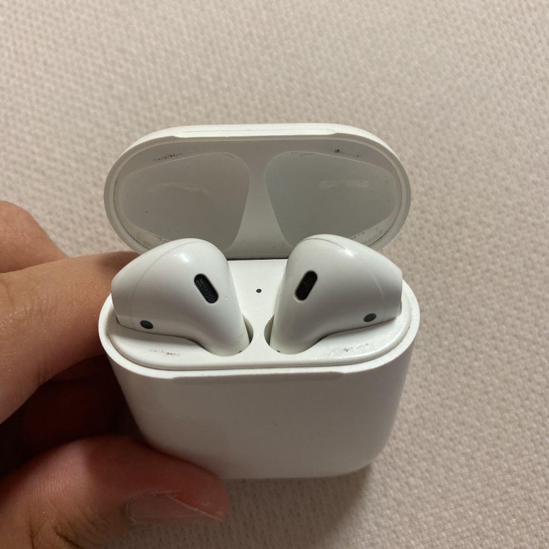 Apple AirPods (第2世代)