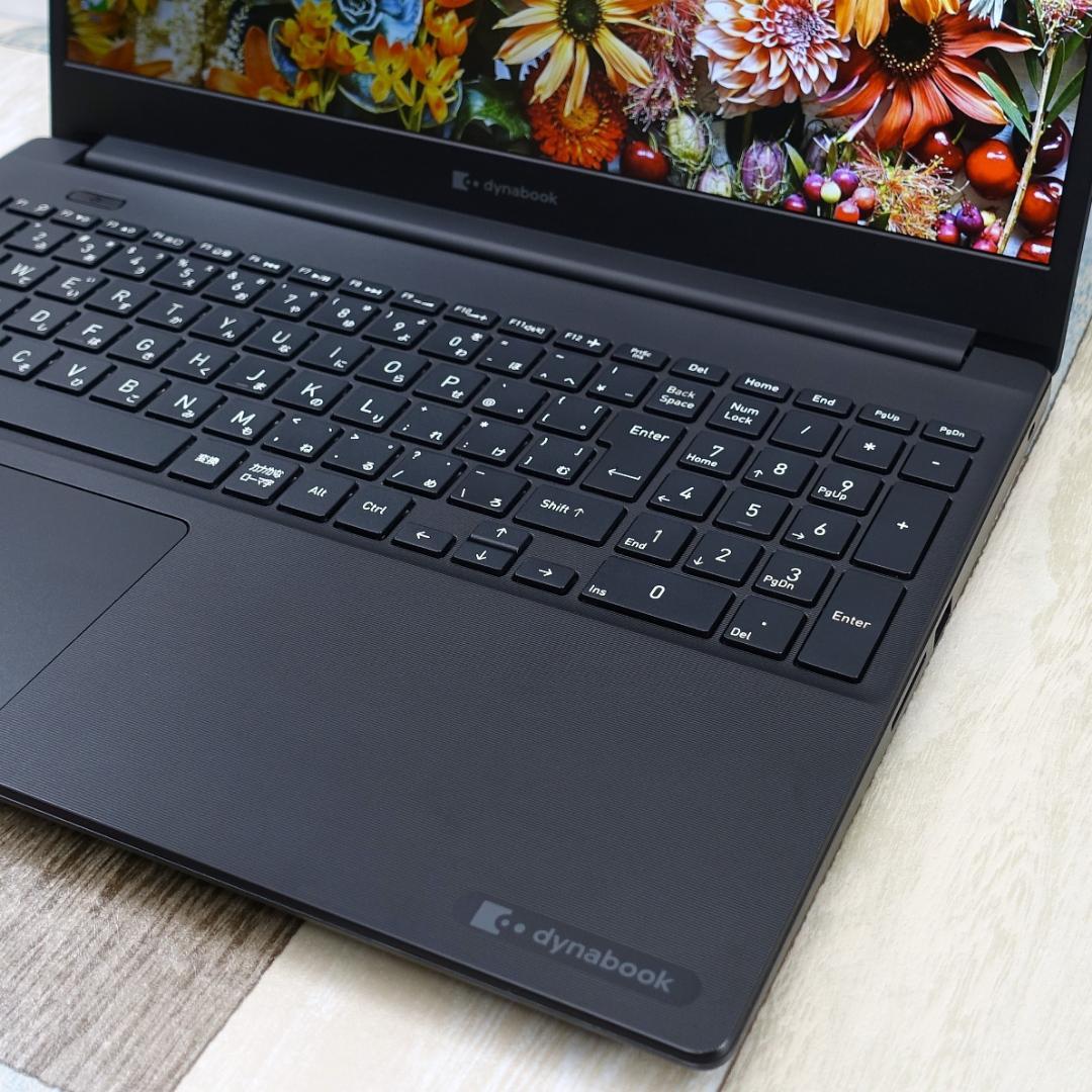 美品で神速の薄型１５インチ✨第１０世代ｉ５に超高速新品ＳＳＤ５００ＧＢ＆１６ＧＢ