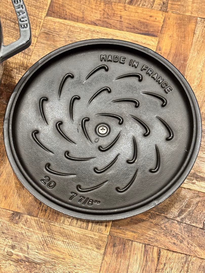 ストウブ 鋳物ホーロー鍋 Wa-NABE・フレンチオーブン 20 cmグレー