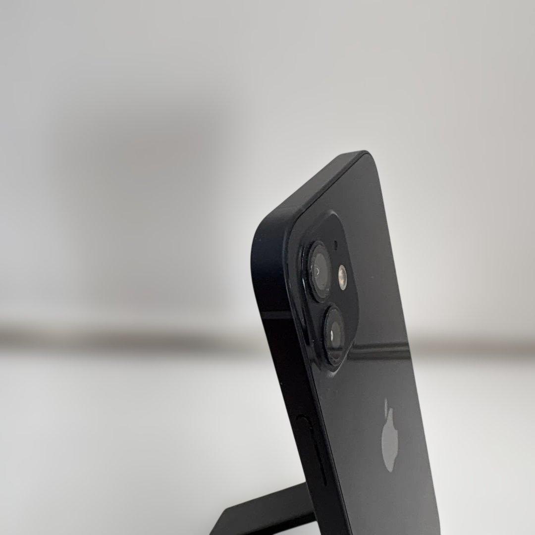 超美品　iPhone 12 128GB