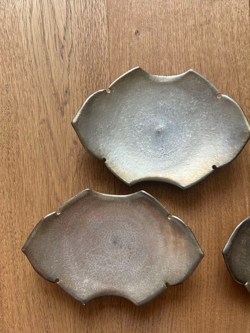 木下和美さん　陶器　金色の小皿4枚セット