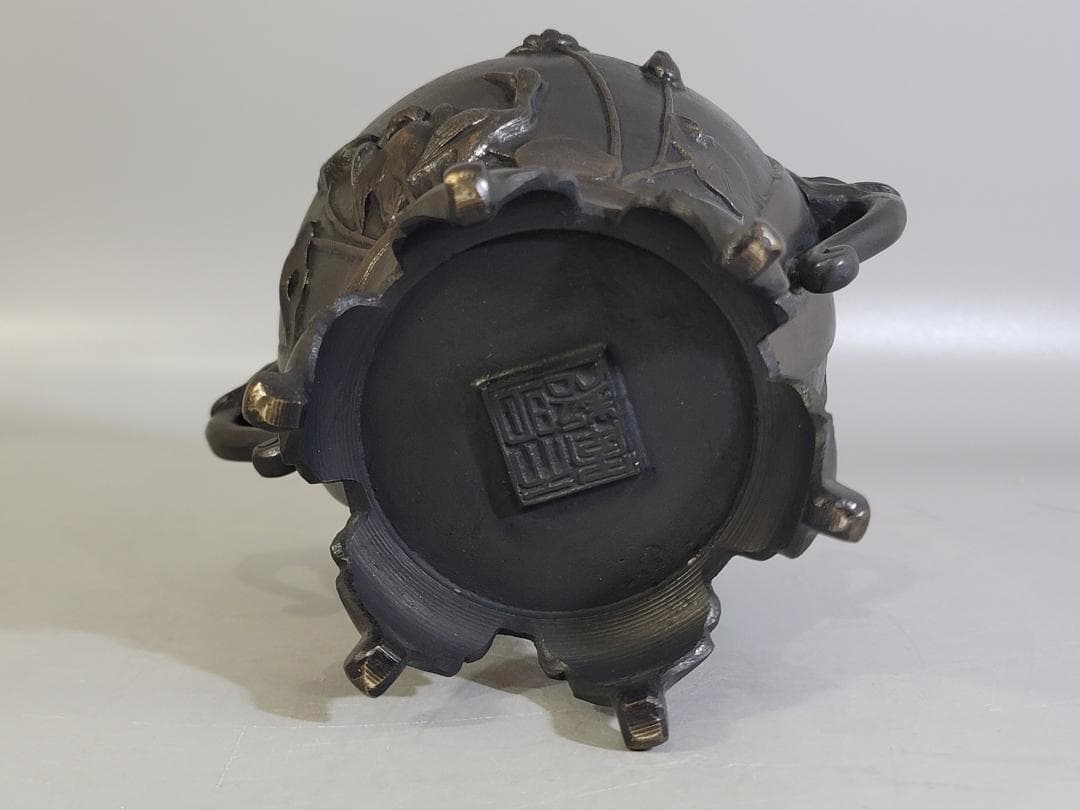 銅 獅子蓋 松鶴 蓮鶴 窓図 香炉 菊紋 DT277