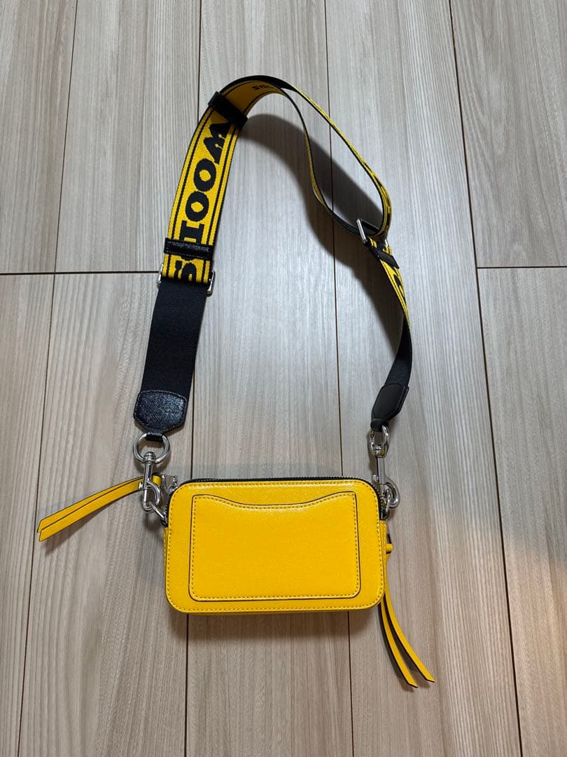 マークジェイコブス スヌーピーコラボ スナップショット カメラバッグ