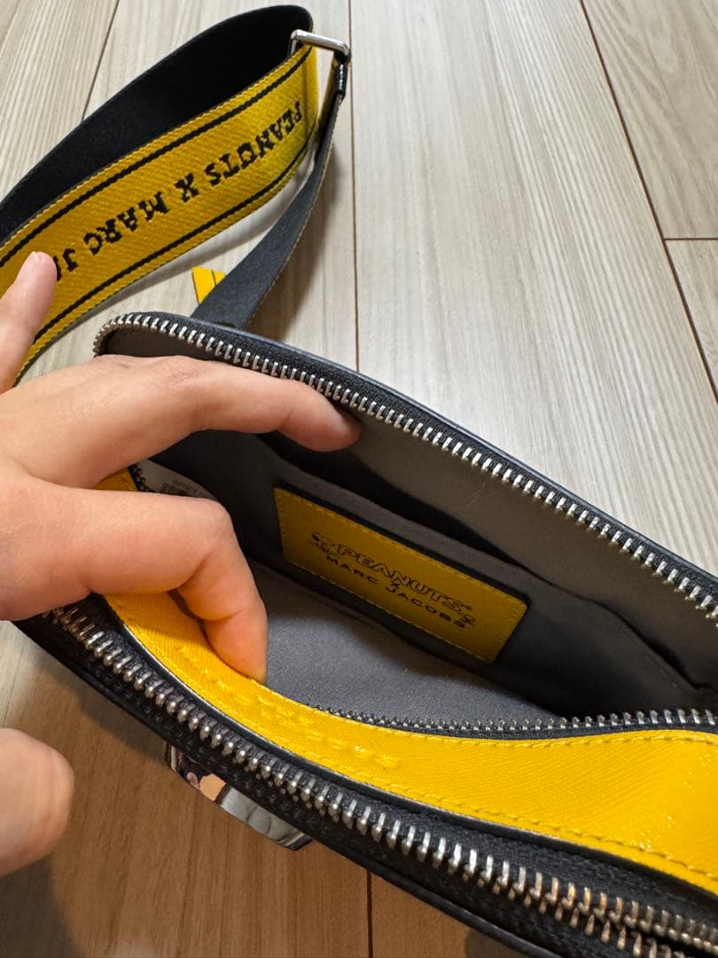 マークジェイコブス スヌーピーコラボ スナップショット カメラバッグ