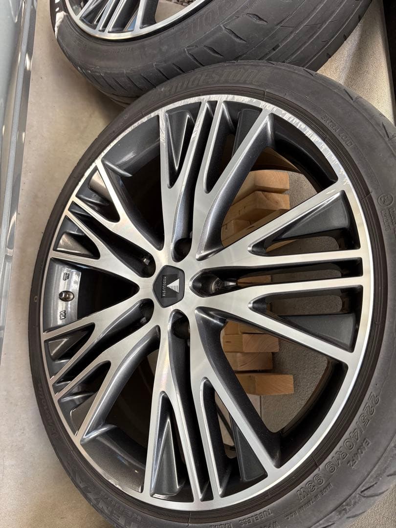 モデリスタ　ウィングダンサー4 19インチ