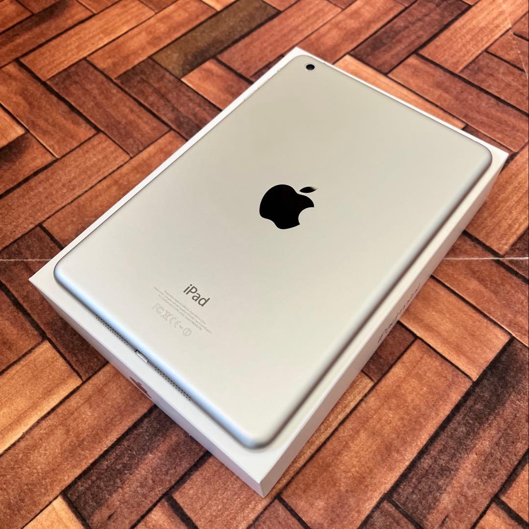 iPad本体 Apple iPad Air Wi-Fi 32GB