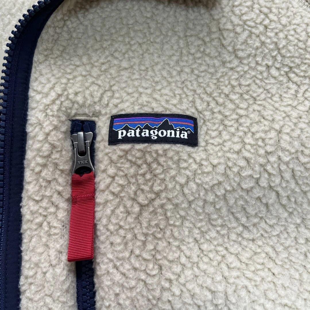 パタゴニア　フリースベスト　クリーム色　Lサイズ