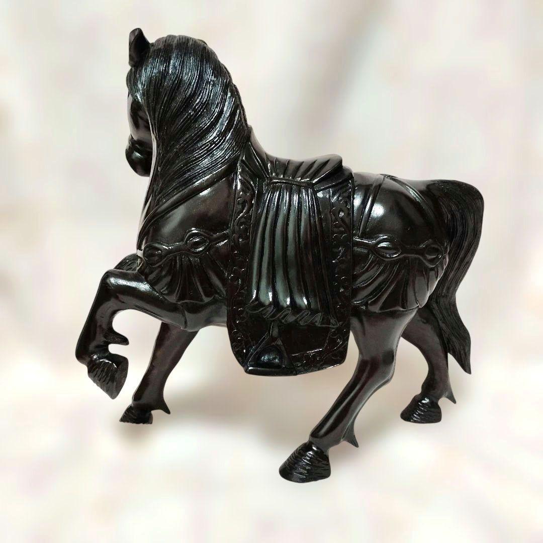 木製　馬　木彫り　戦勝馬　花櫚　工芸品　置物　オブジェ　手彫り　干支　午　唐木