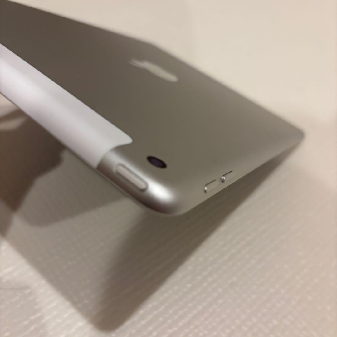 Apple iPad 第6世代 32GB WIFI➕セルラー　バッテリー92%