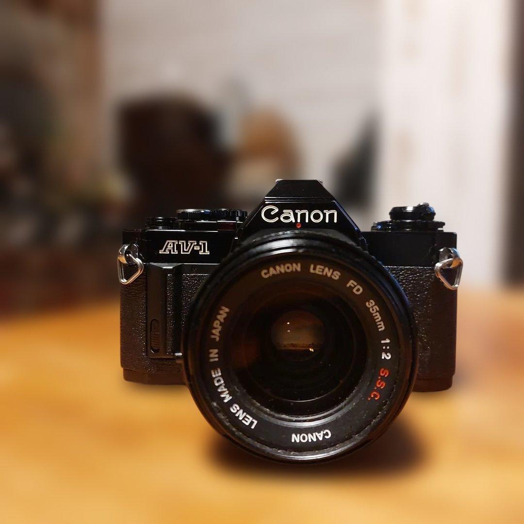 Canon AV-1 一眼レフカメラ 35mmレンズ付き