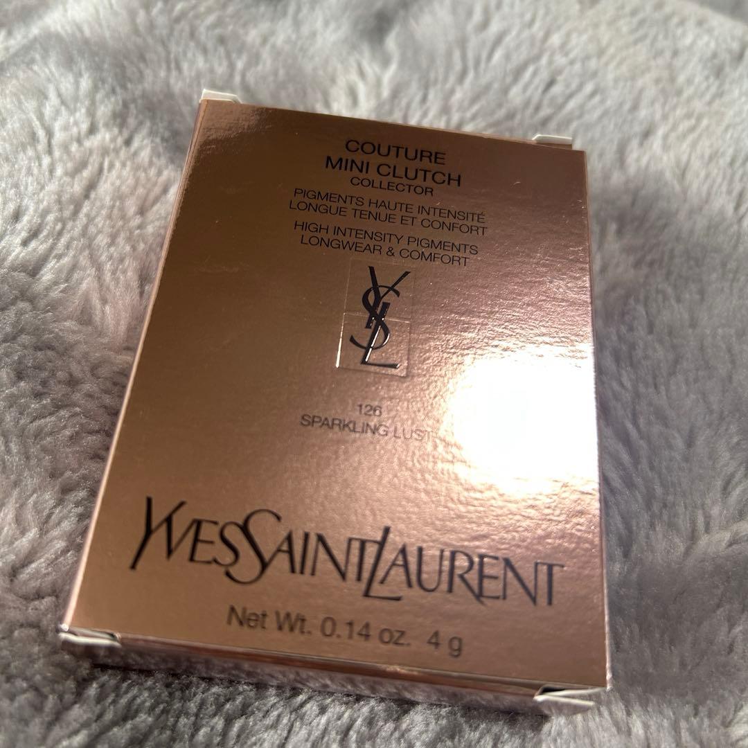 【限定品】イヴサンローラン クチュール ミニ クラッチ 126 アイシャドウ