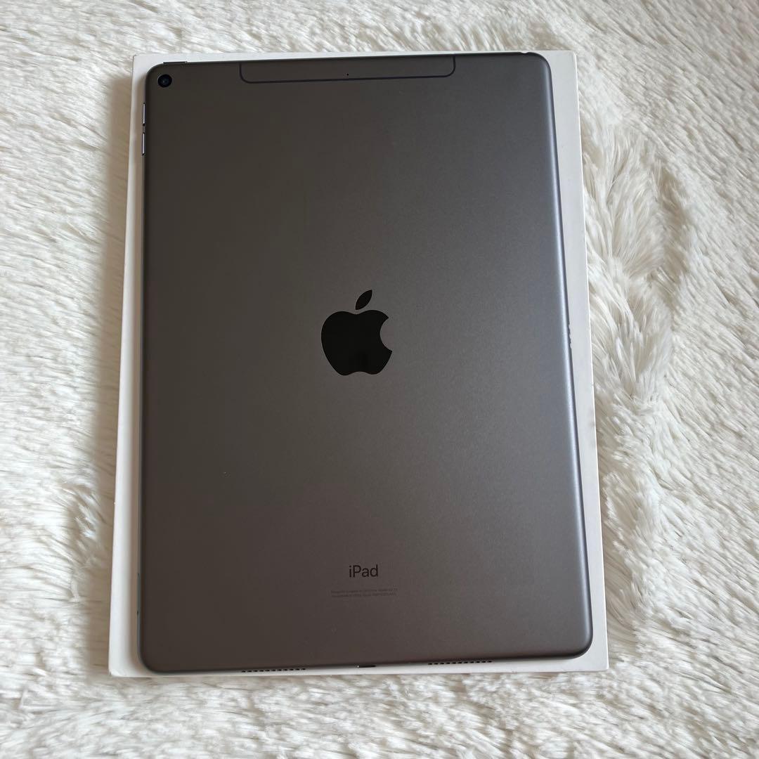 【完動品】iPad Air3 256GB SIMフリー 【すぐ発送】 【付属品】