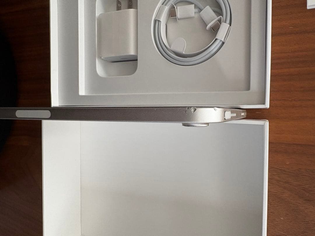 iPad mini6 wifiモデル 64GB スターライト