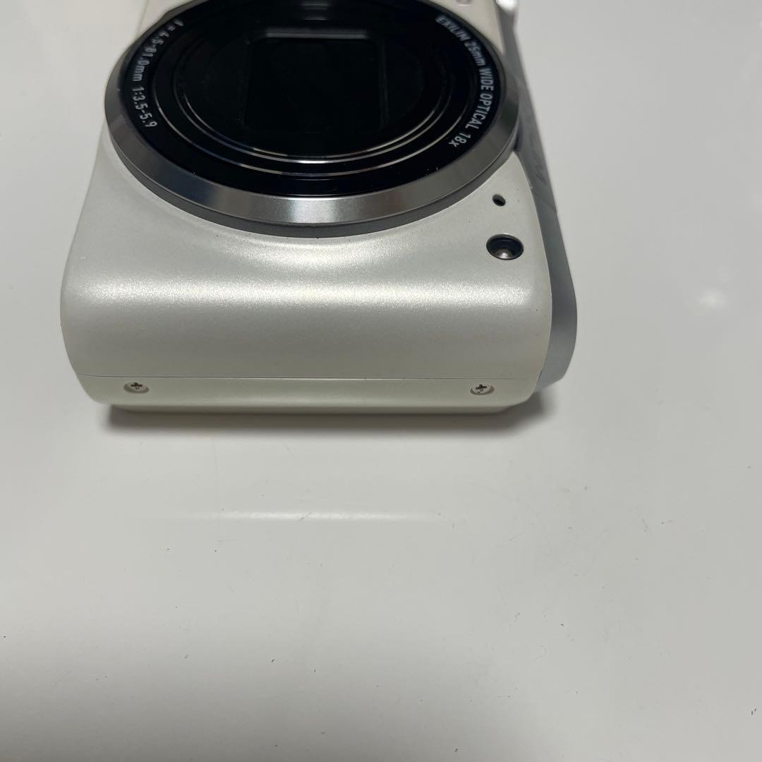 CASIO EX-ZR850 デジタルカメラ　ホワイト