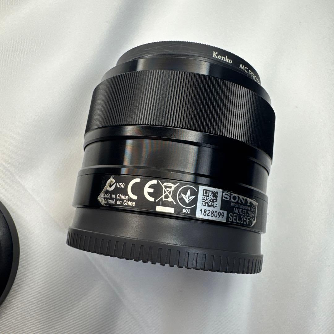 SONY APS-C用レンズ　SEL35F18 35mm f1.8