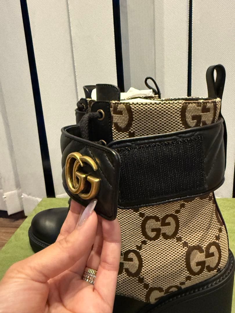 新品未使用！GUCCI GGロゴ ショートブーツ