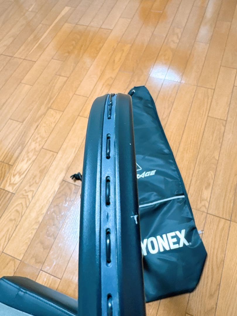 YONEX ボルトレイジ　8V