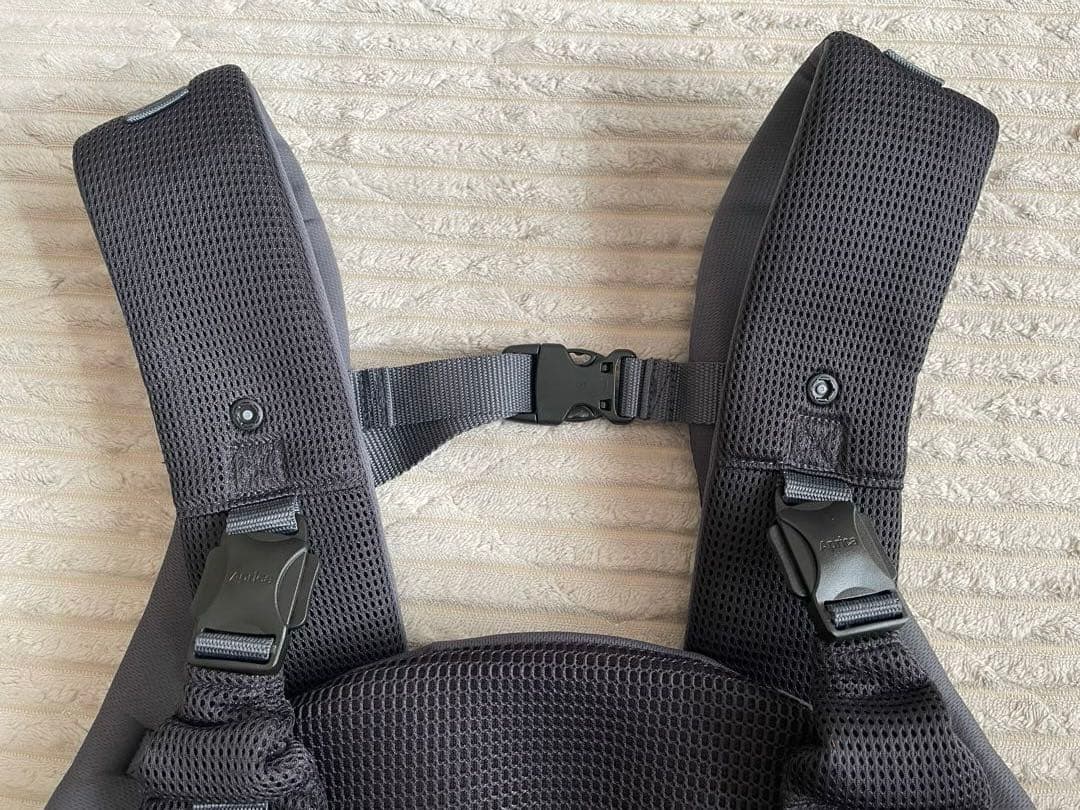 アップリカ Aprica ラクリス ダークグレー 抱っこ紐