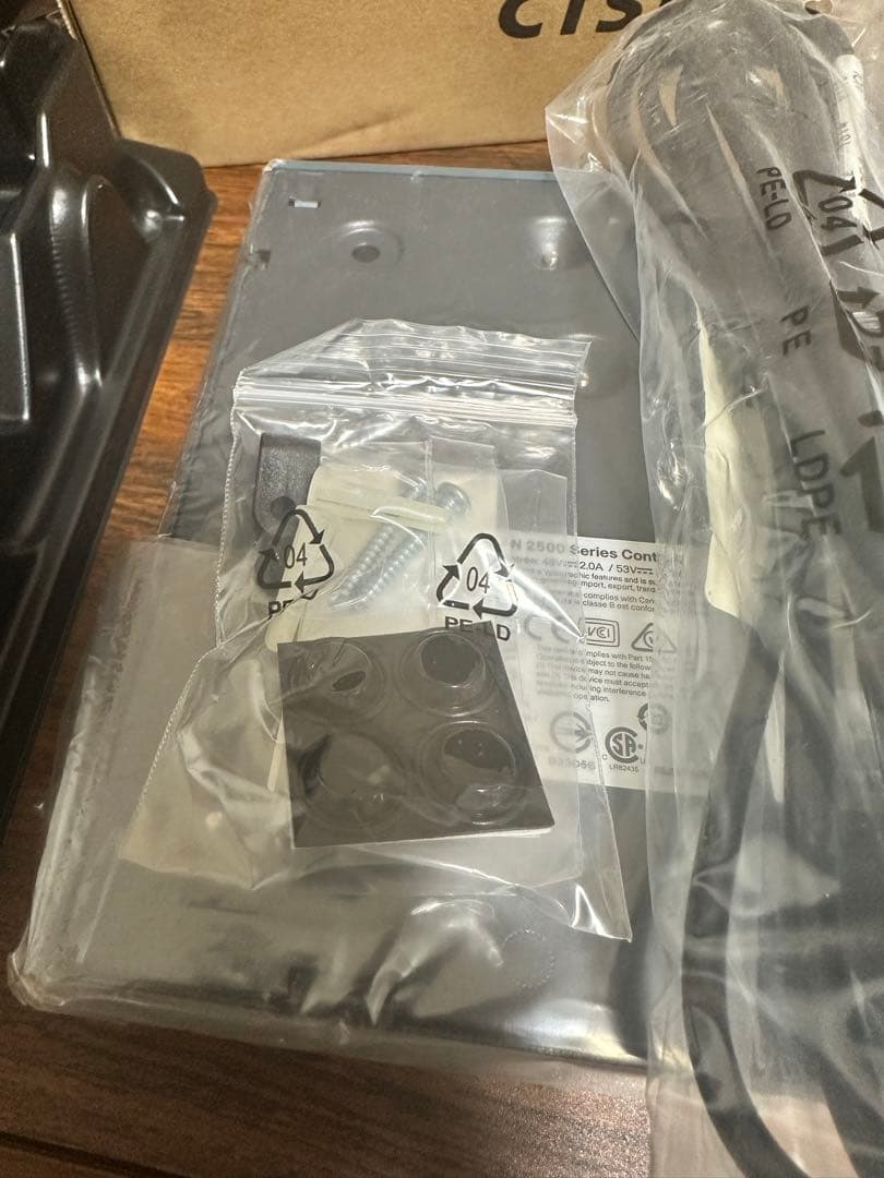 新品、未開封　CISCO WLAN 2500 Series Controller