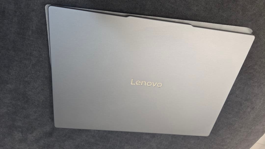 【美品】IdeaPad Slim 5 Gen 10 (14型OLED AMD)