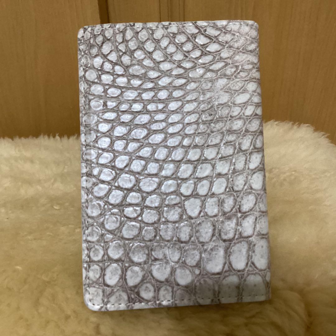 本物のワニ革パスポートカバーヒマラヤンホワイト