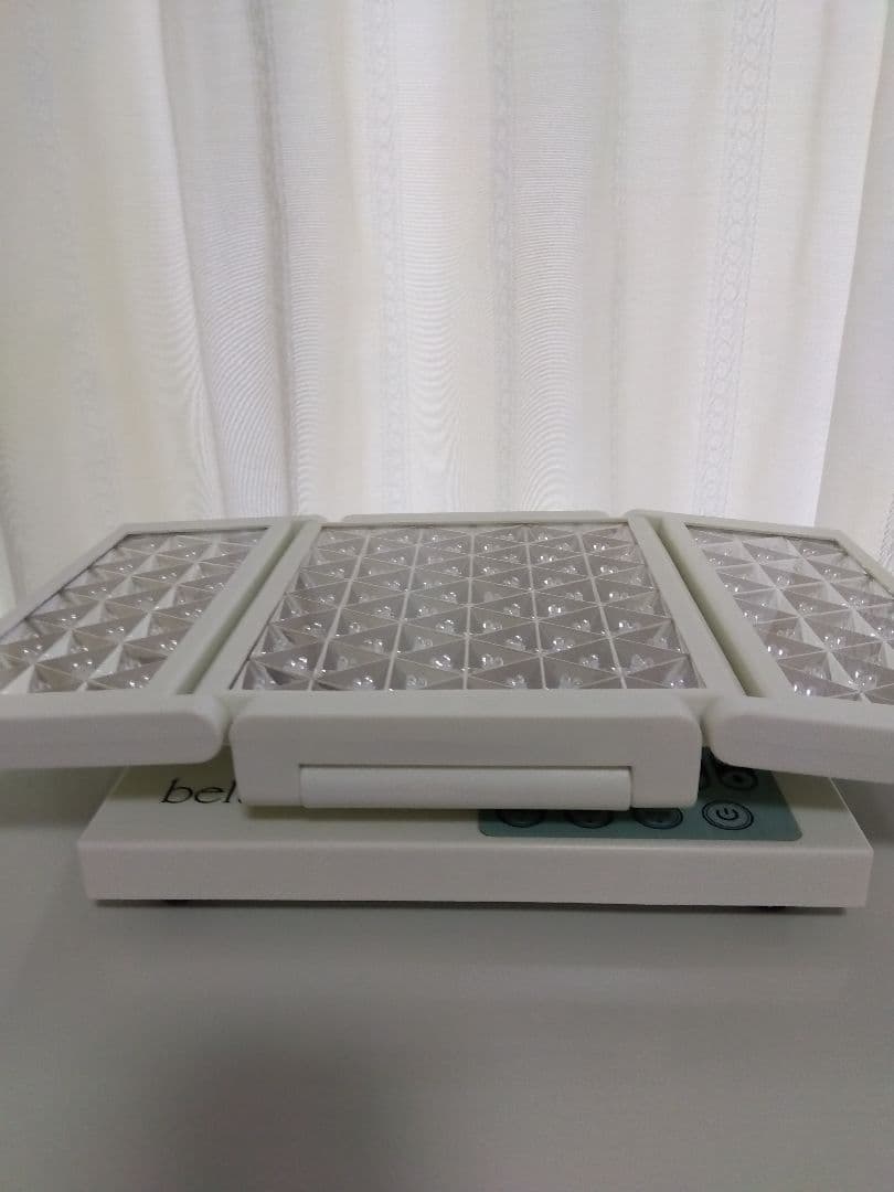 belulu hikari フォトフェイシャル 光美顔器