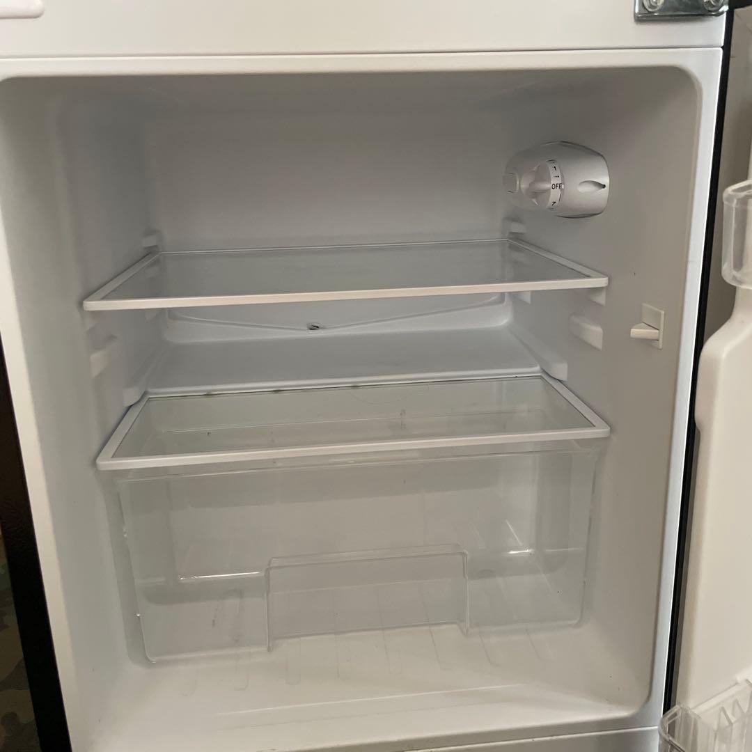 【送料込】2023年製　冷蔵庫　ノンフロン　2ドア87L y-select